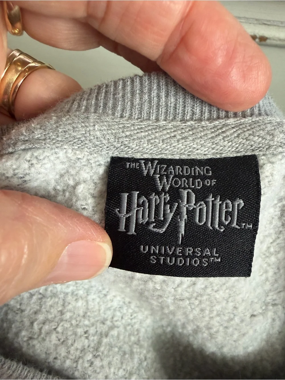 Harry Potter - Ravenclaw Grey Crewneck Sweatshirt - Size Small